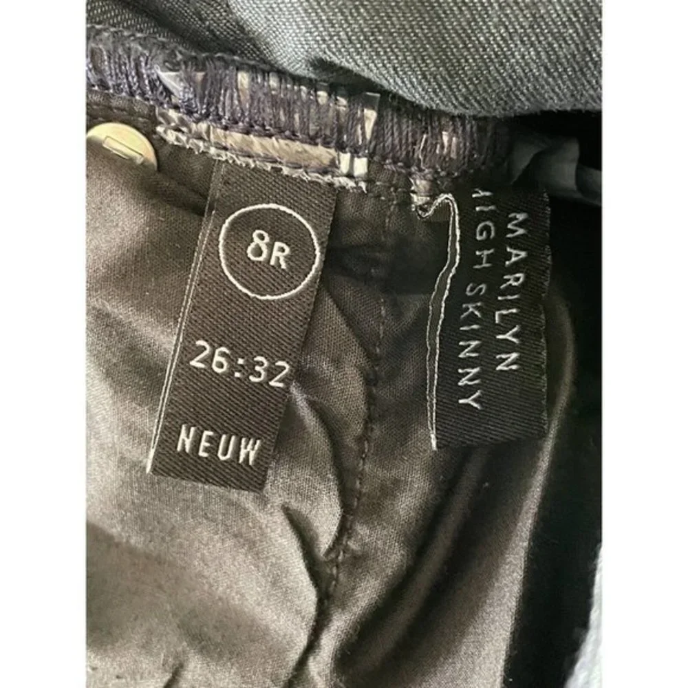 NWT Neuw Marilyn High Rise‎ Skinny Jeans Size 4 Dark Blue Japanese Silk Touch